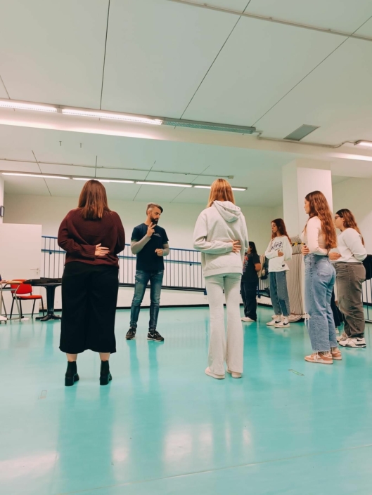 Stage Vocale presso la Scuola di Teatro Su e giù dal Palco